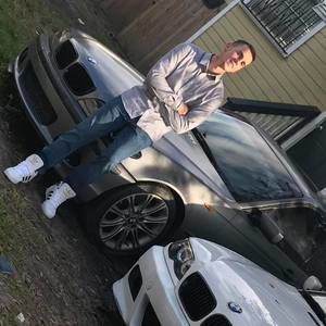 Meet your Posher, Seth